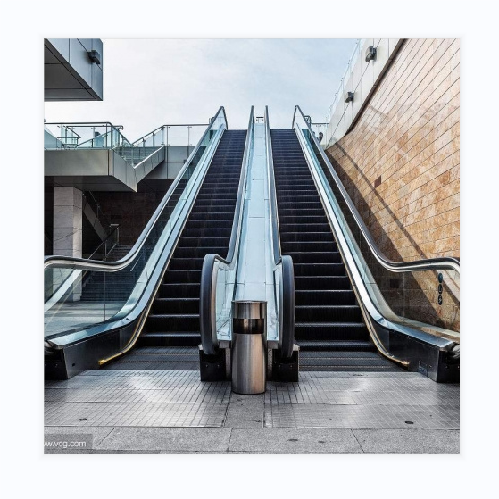 Heavy-Duty Type Escalator