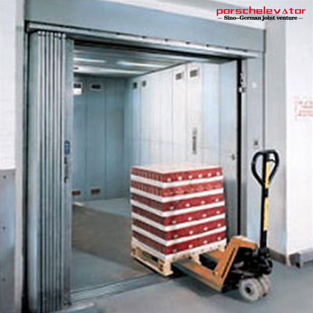 China High Quality Goods Elevator 3000kg